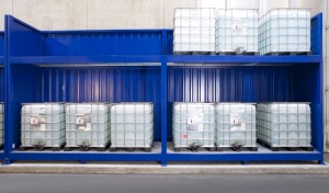 Regallager von Protecto dienen zur Lagerung größerer Mengen an Fässern und IBC | Foto: PROTECTO