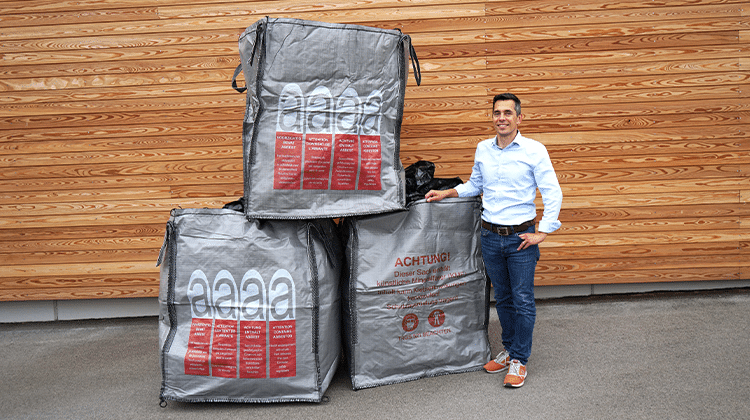 Mit den innovativen rPP Big Bags von Puhm lassen sich kritische Abfälle und Reststoffe, wie
